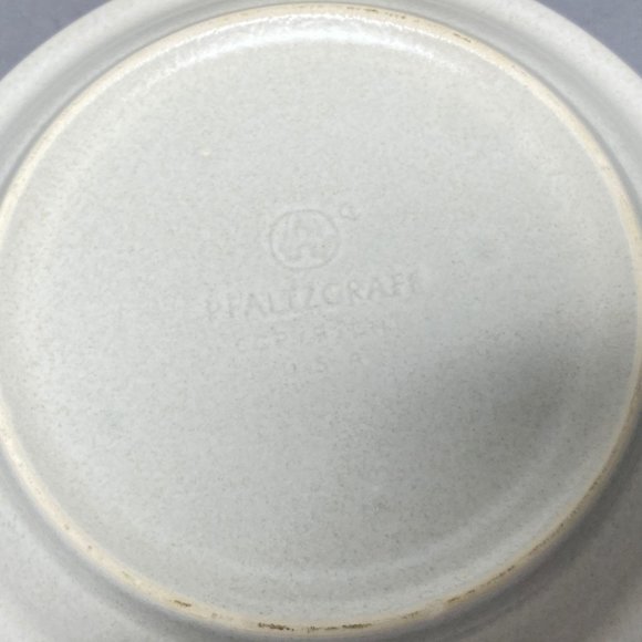 Vintage Pfaltzgraff Yorktowne Gravy Sauce Boat and Underplate Drip Tray Plate - Picture 11 of 11